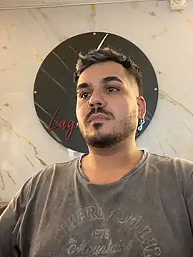 LatinBearX webcam