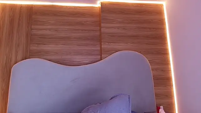 mia_stanfort webcam