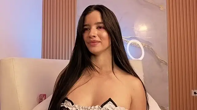 mia_2406_ webcam