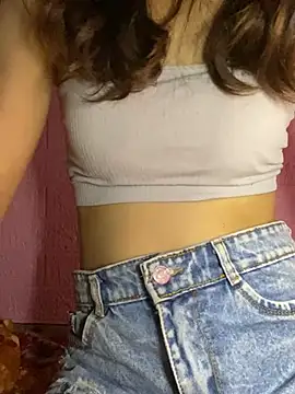 Miuuu22 webcam