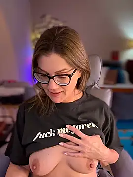 maiseknox (F milf) - TIP MENU, WHEELS & PVT’S ARE OPEN 🔥
