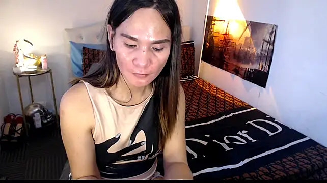 NinaDOM4CUM webcam