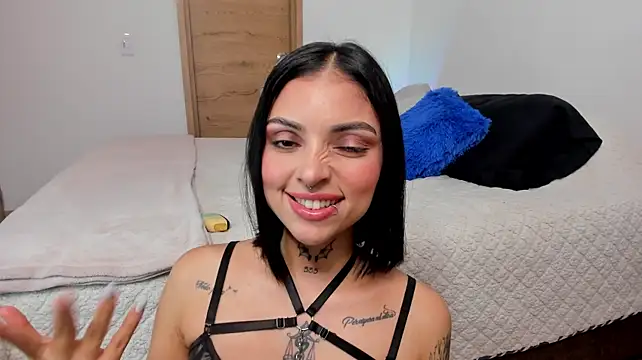 hannah_miltonn webcam