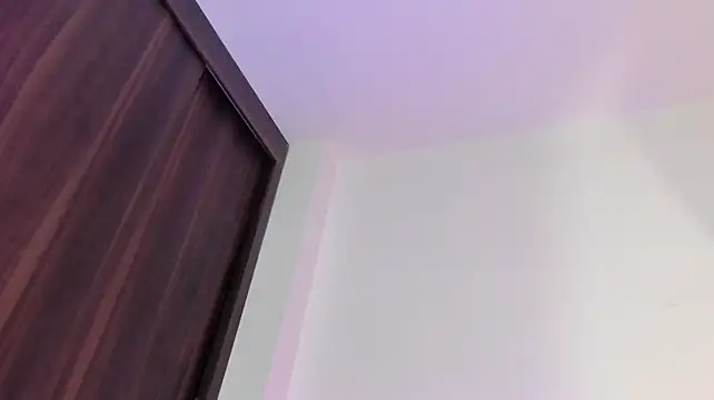 miaapril webcam