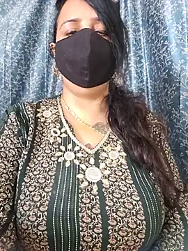 cute-tanvi live cam on StripChat