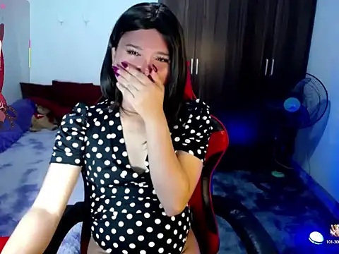 sofiathe1st live cam on StripChat
