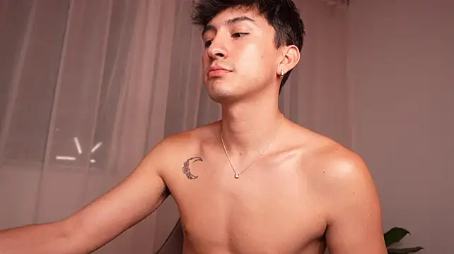 sweettaaron01