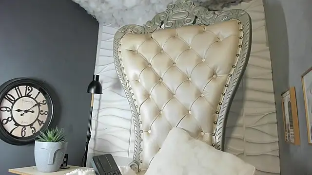 elliot_colton live cam on StripChat