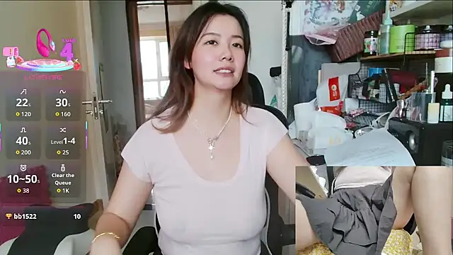 sallycui live cam on StripChat