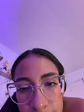 elegant__rouse webcam