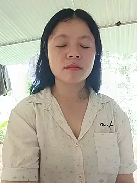 lisa-bae00