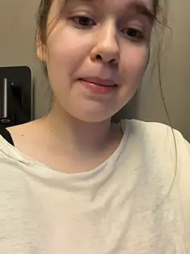 HornyGirlH live webcam