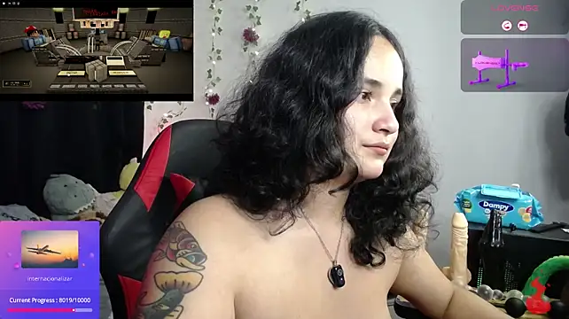 IncognitoLive1 live cam on StripChat