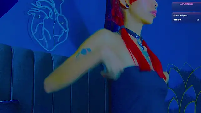 Lunamistyc live sex cam