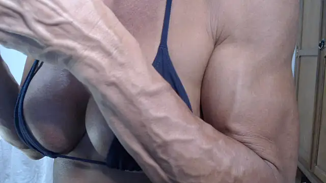 Stronggsexy
