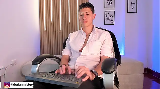 Dorianmistery2322_ webcam