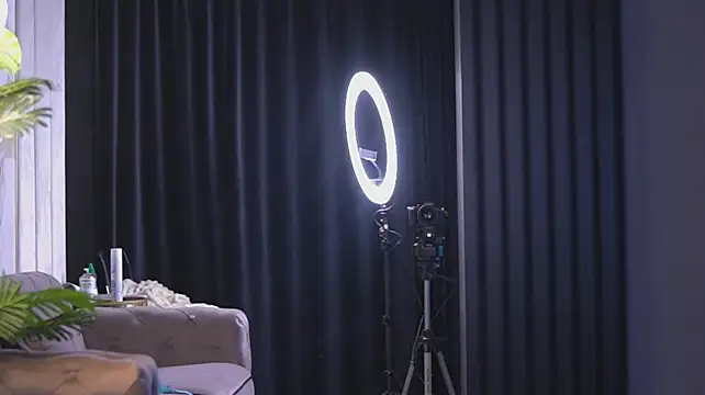 CamillaStarrX webcam