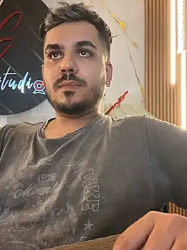 LatinBearX webcam