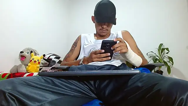 skinny23cm