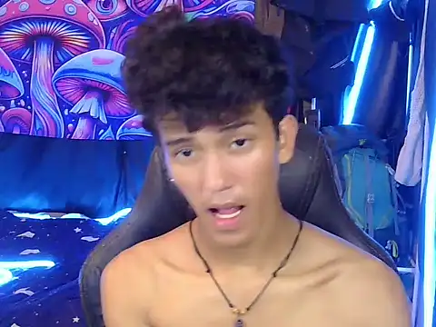 hugekenbigcock webcam