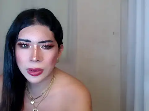 goddessofbigcock1234 live sex cam