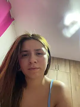 Jouemandannie live cam on StripChat