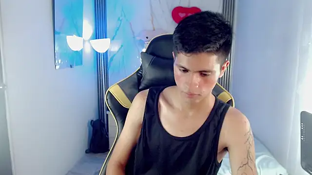 Ascii_one live cam on StripChat