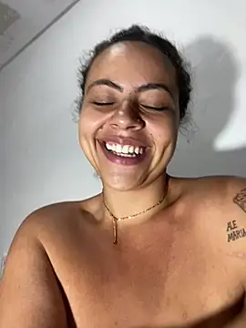Chloe_Leaozinho webcam