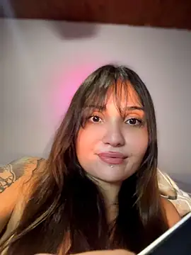 LunaXuan webcam
