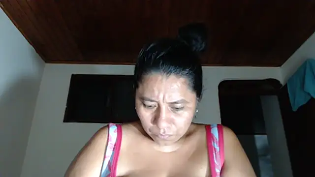 adrixxx38 webcam
