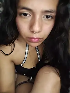 loveHoney02 webcam