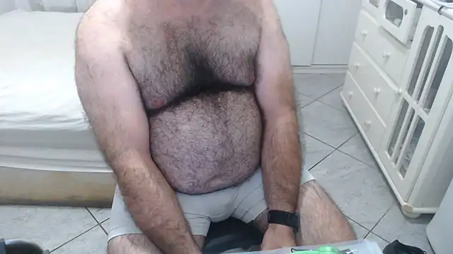 mysterbearmg (Ask my age) - CUM IN GOAL - Add Inst - Mysterbearmg