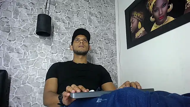 Chris_Dick23 webcam