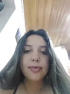Bella_Karoline