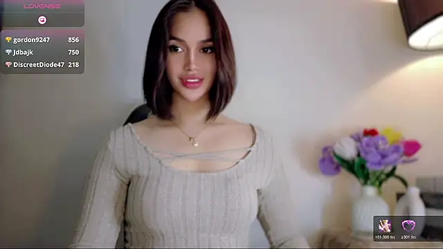 Anna_HollyDoll