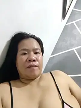 AsianbouncieGIRL webcam
