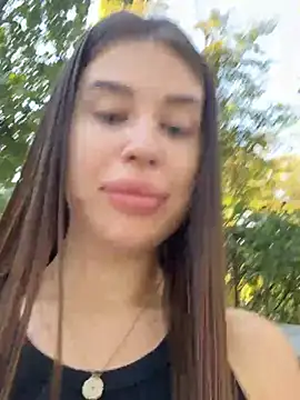 Lira_Fayeee live cam on StripChat