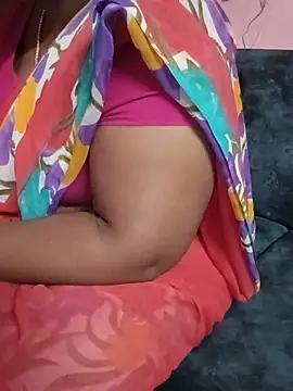 Tamil-lakhmi live cam on StripChat