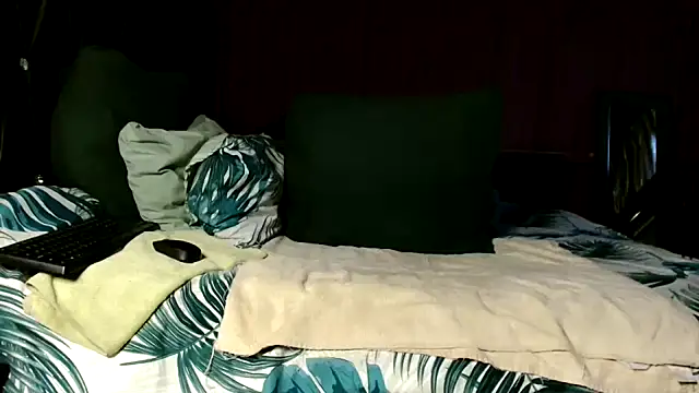 Bustyboobs02xx webcam