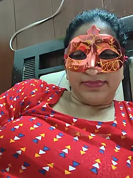arck_royalgirl (F mature) - NAKED