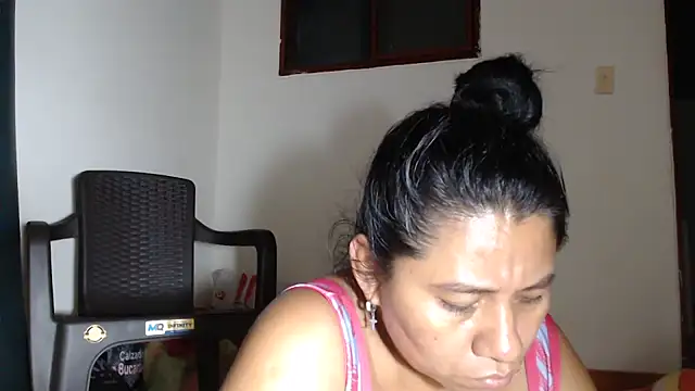 adrixxx38 webcam