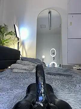 Isa__Blanc webcam