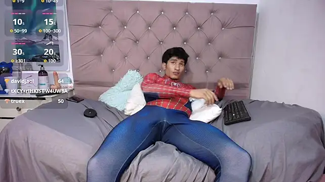 Zayn_Moretti webcam
