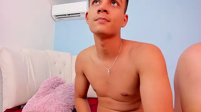Spaceboyss18 webcam
