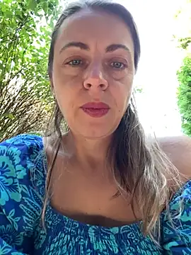 ladywithbigass