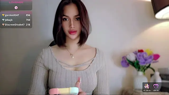 Anna_HollyDoll live sex cam