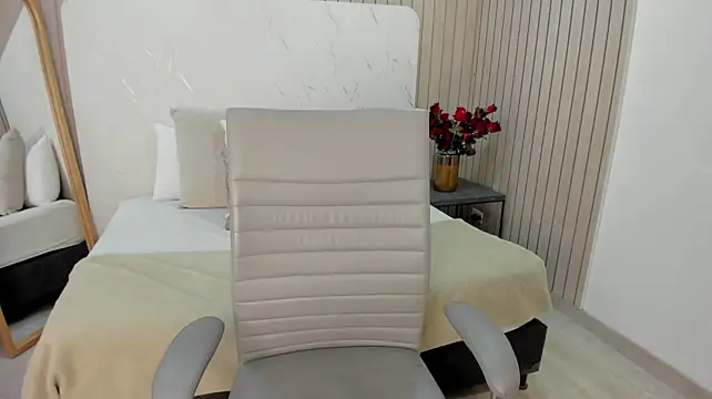 AroaMoretti webcam