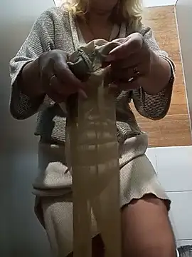 jennyomay (F milf) - Squirt 💦 fack fingers in pussy