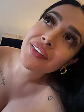 Sara_fun live webcam show