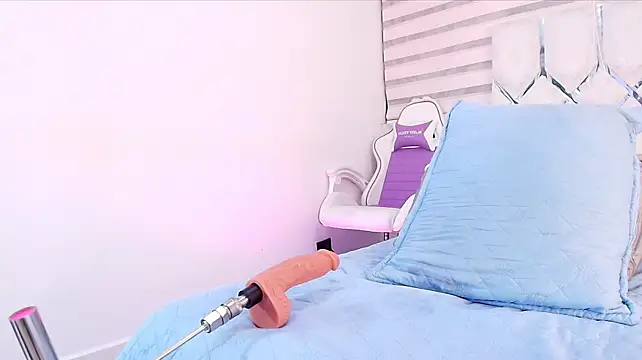 cataleya_ebony_ webcam